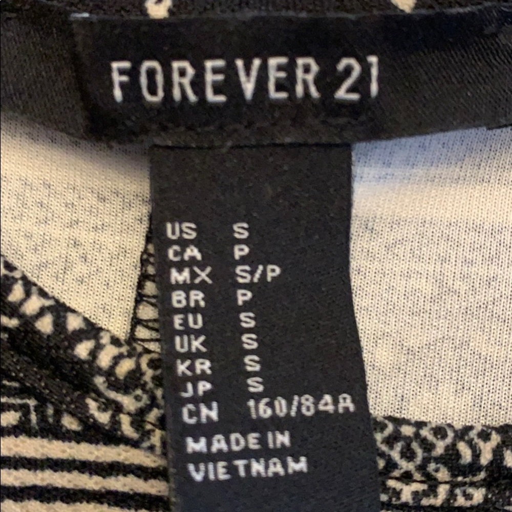 🌎2/ forever 21 dresses - Picture 3 of 7